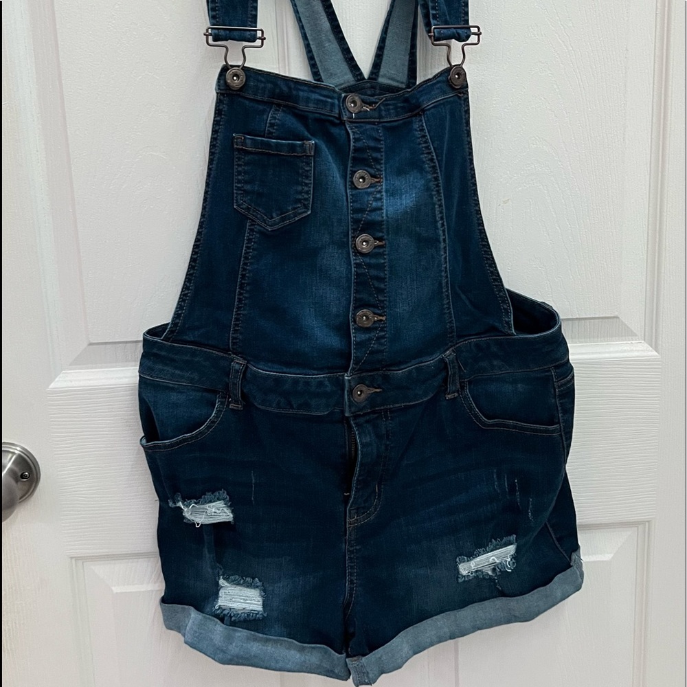 Size: L   Color: Dark Blue